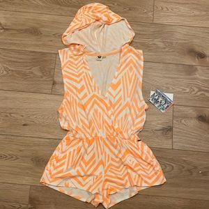 Roxy Juniors Tree House Sleeveless Hooded Romper - XS